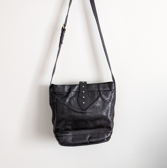& Other Stories leather bucket bag - Picture 2 of 5